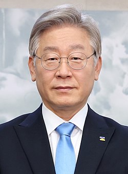 250px-Lee_Jae-myung_presidential_candidate_portrait.jpg