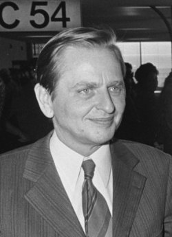 250px-Olof_Palme_1974_(cropped).jpg