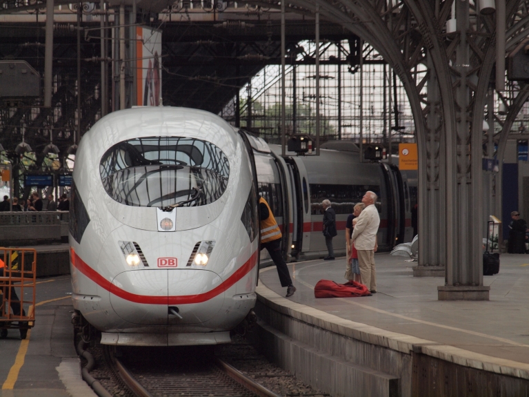 ice_high-speed_train_at_platform_in_cologne_germany.adaptive.767.0.jpg