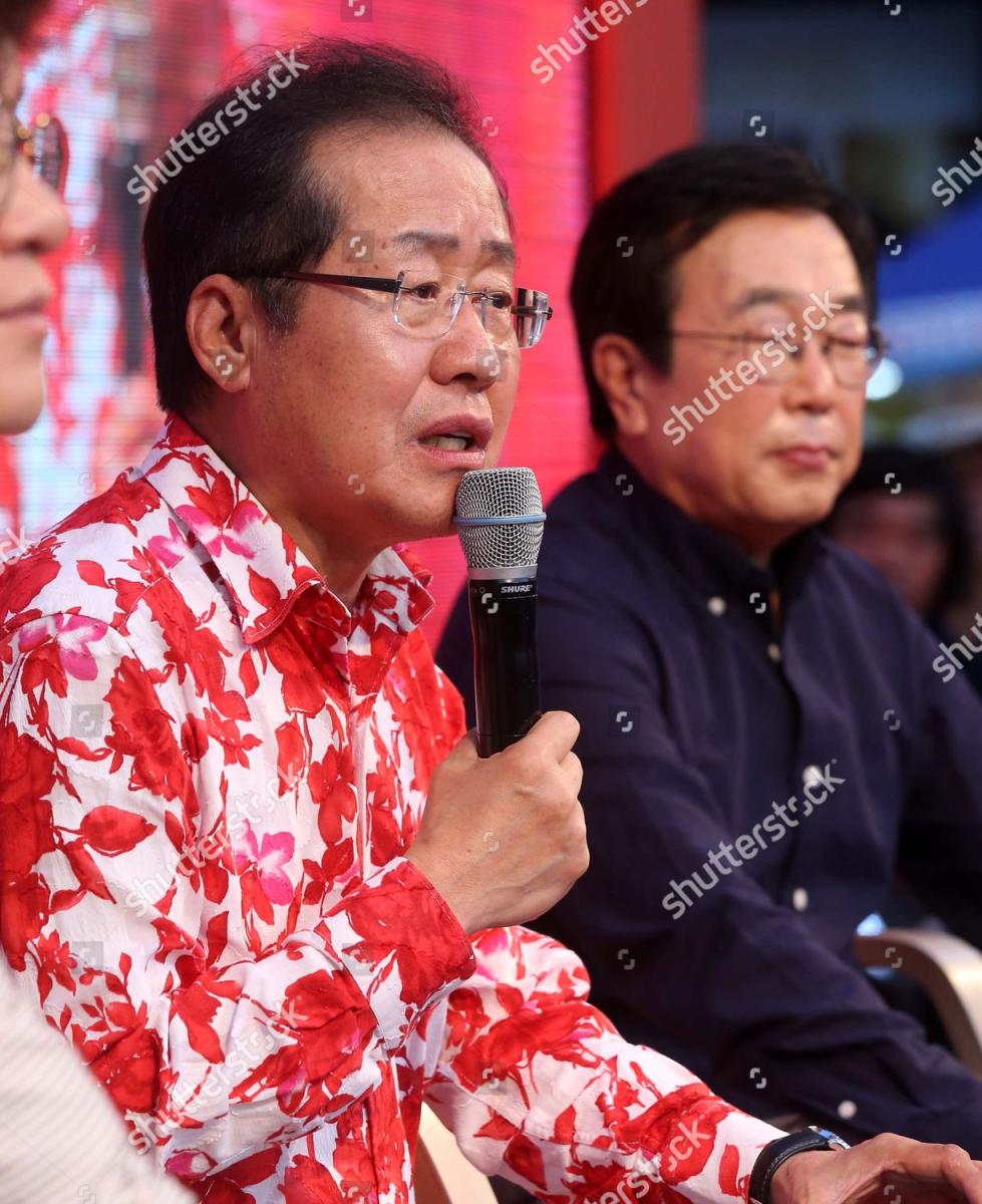 opposition-leader-hong-joon-pyo-holds-talk-busan-korea-shutterstock-editorial-9210374a.jpg