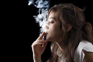 Youn-Hispanic-girl-smoking-11-4-15-300x200.jpg