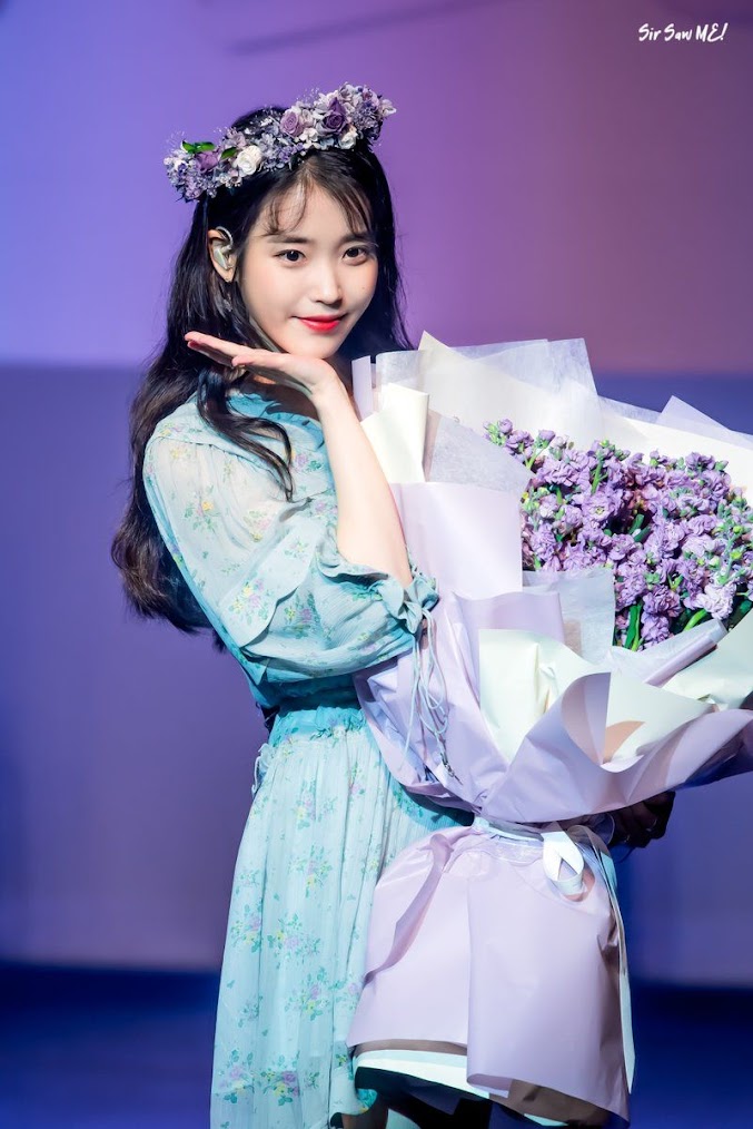 아이유111.JPG