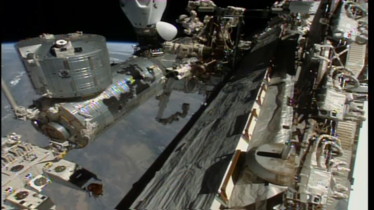 ISS_LIVE_NOW-20220603_045923.jpg