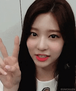 김민주2.gif