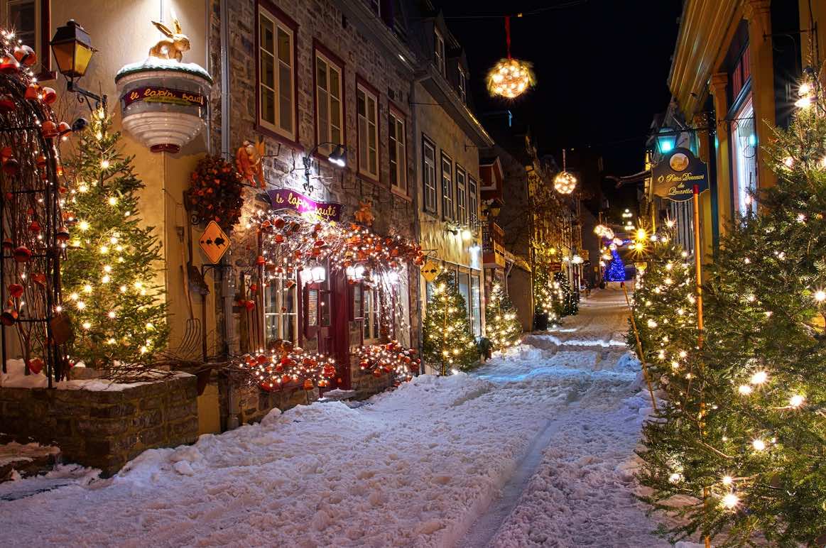 petit-champlain-quebec-city-christmas.jpg