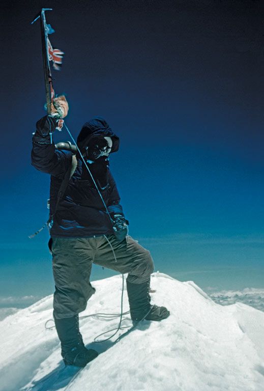 tenzing-norgay-on-the-summit-of-mount-everest.jpg